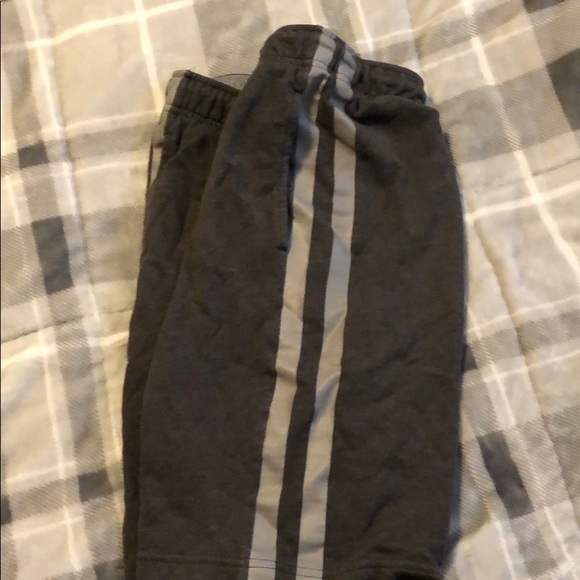 Boys shorts - Picture 3 of 3